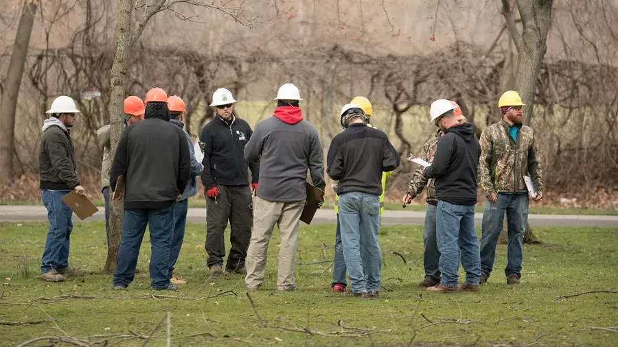 Take Five for Safety: The Power of Implementing Five-Minute Meetings